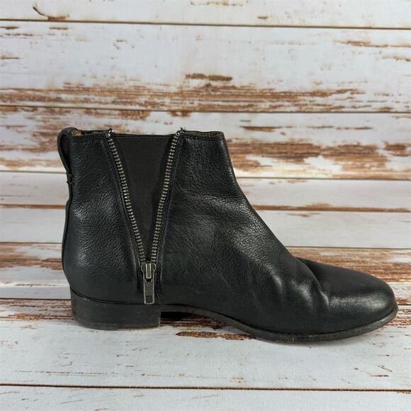 Frye Carly Chelsea Women's Black Leather Ankle Boots Size 8.5 - Picture 7 of 9